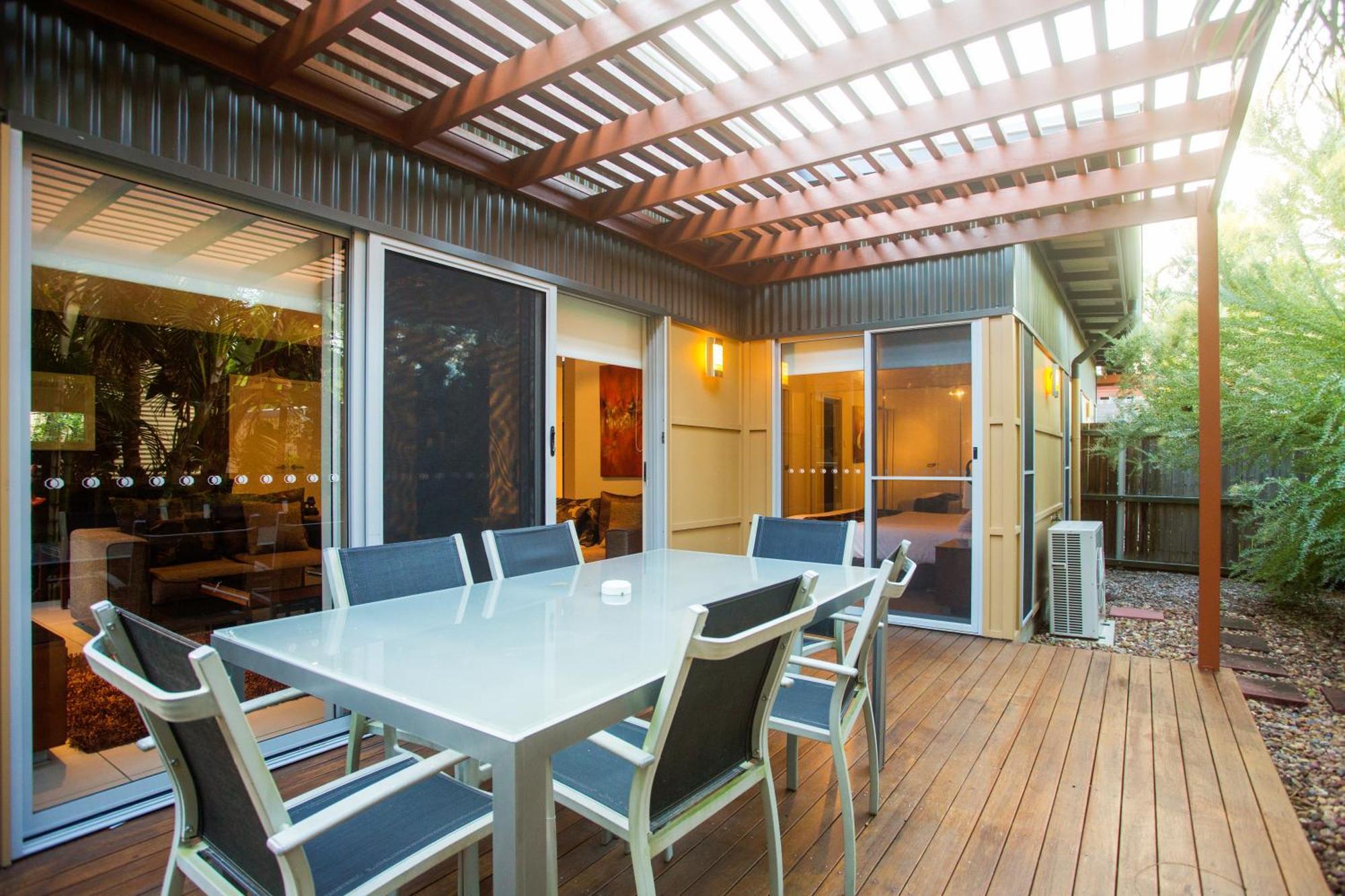 Villa Quarterdecks Retreat Urangan Habitación foto